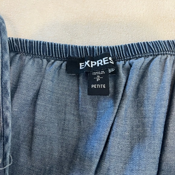 Express Ruffle Denim Dress - Picture 4 of 4